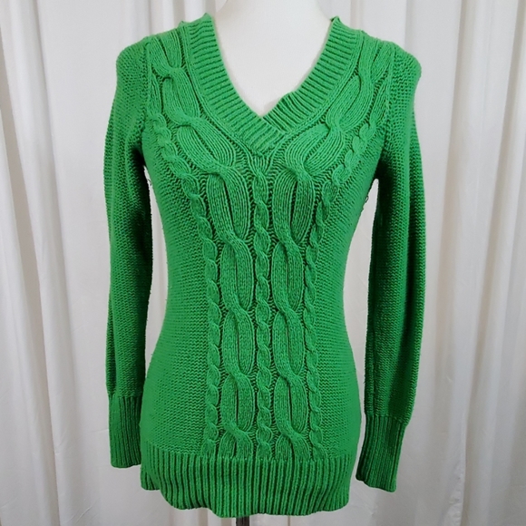 Old Navy Sweaters - OLD NAVY Green V Neck Sweater